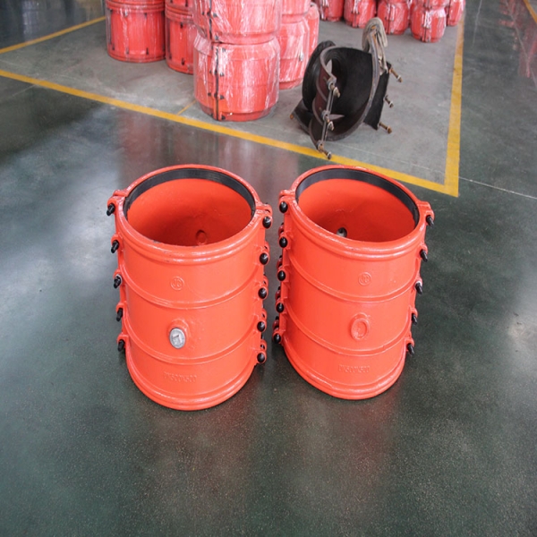 鑄鐵管DN800500長(cháng)堵漏哈夫節